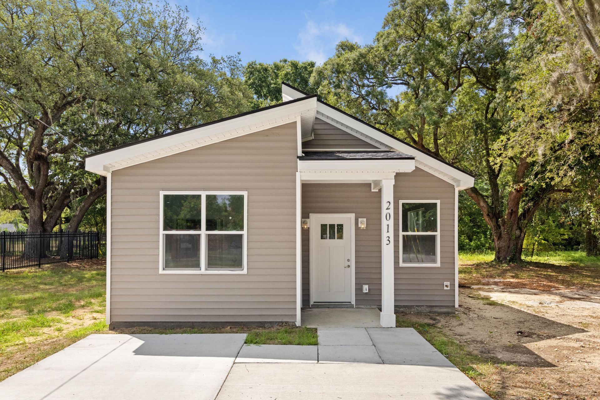 2013 Robertson Boulevard Photo 28