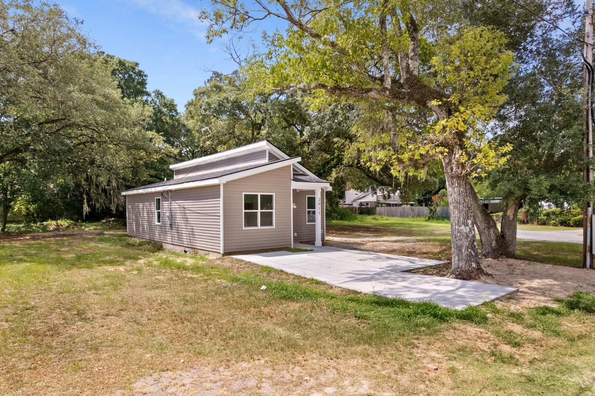 2013 Robertson Boulevard Photo 29