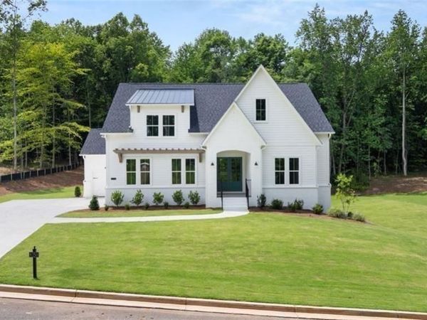 8350 Creekside Overlook Drive, Gainesville, GA 30506