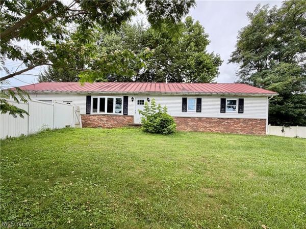 220 Mill Street , Waterford, OH 45786