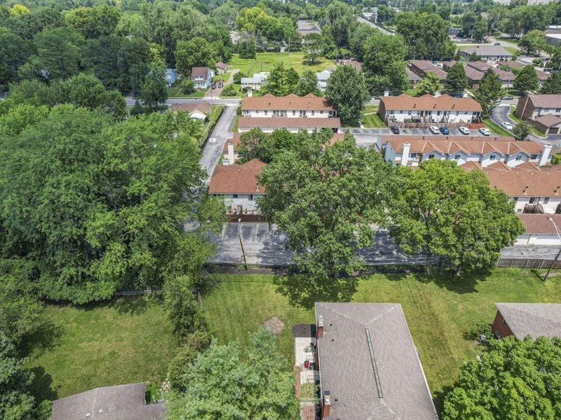 421 E North Street, Unit C1, Worthington, OH 43085 Photo 32