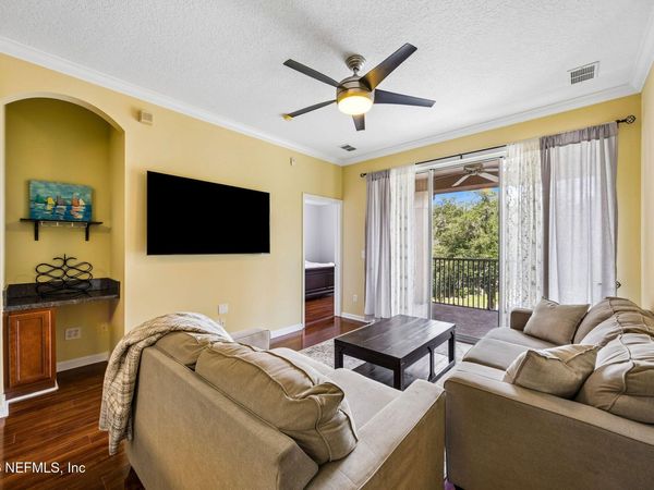 8601 BEACH Boulevard, Unit 1222, Jacksonville, FL 32216
