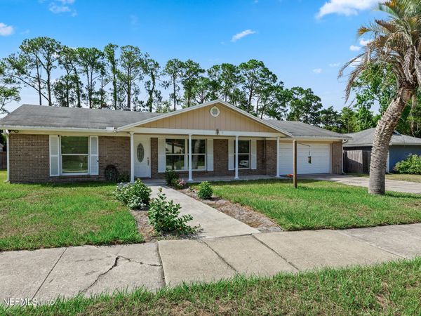 3383 CHRYSLER Drive, Jacksonville, FL 32257