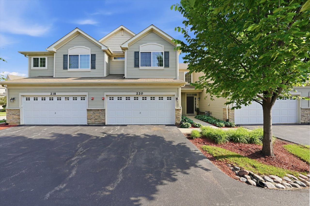 220 OWEN Street , Matteson, IL 60443
