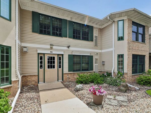 5397 Blue Bill Park Drive, Unit 11, Waunakee, WI 53597