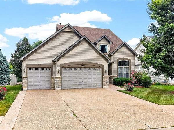 1304 Forest Way, Wentzville, MO 63385