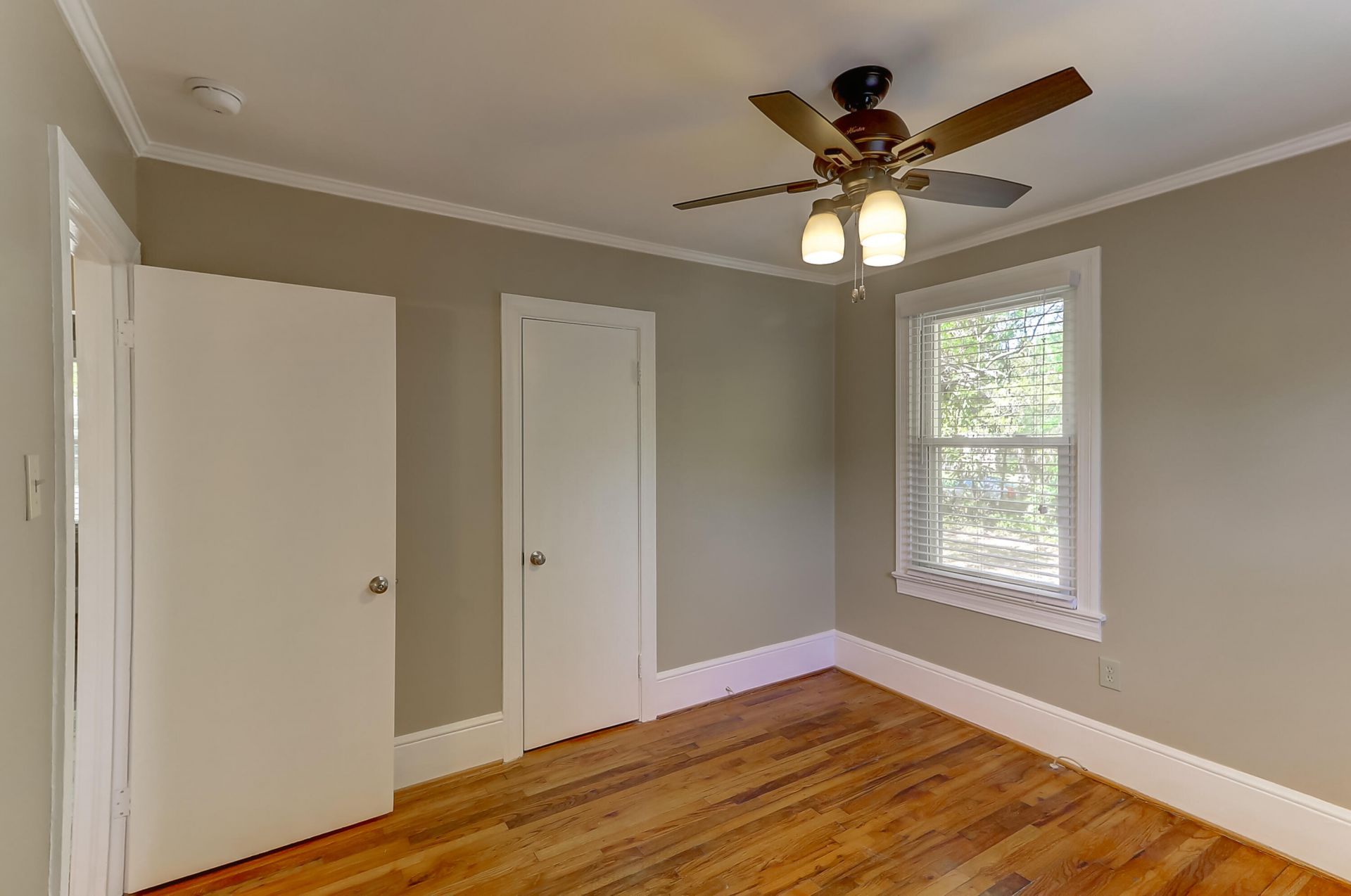5002 Alpha Street Photo 26