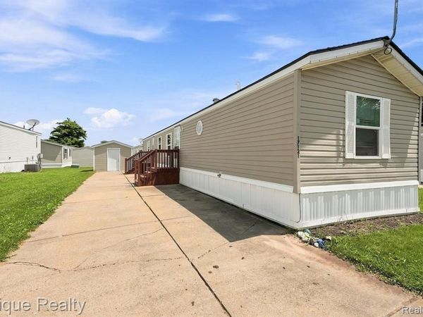17121 Julie Drive, Springfield Twp, MI 48350