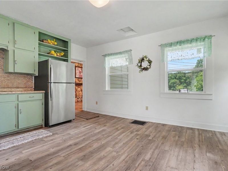 9470 Tallmadge Road, Diamond, OH 44412 Photo 19