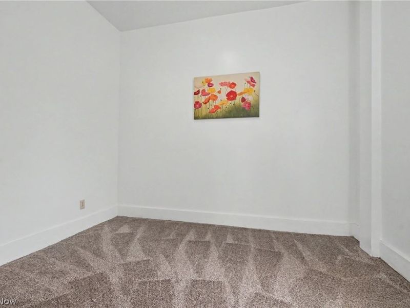 9470 Tallmadge Road, Diamond, OH 44412 Photo 26