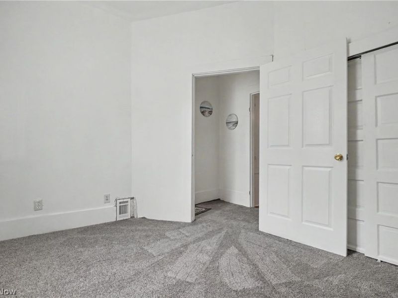 9470 Tallmadge Road, Diamond, OH 44412 Photo 31