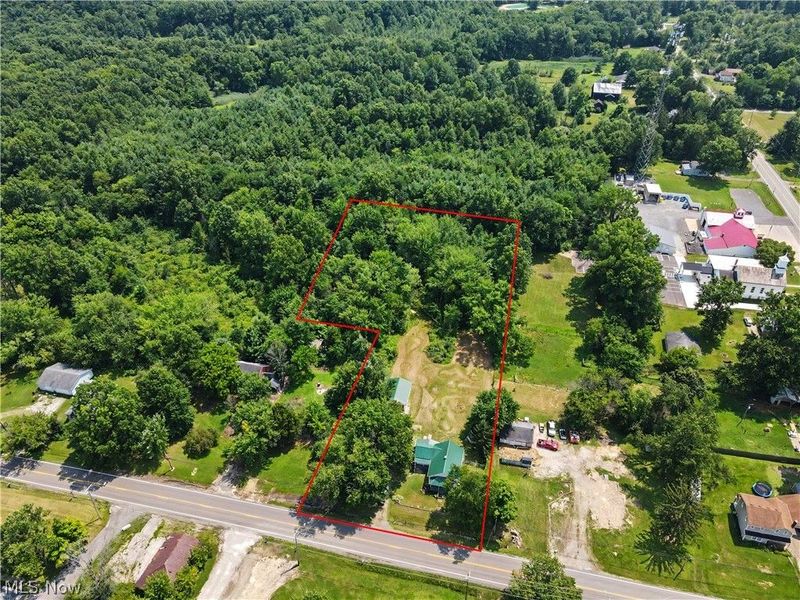 9470 Tallmadge Road, Diamond, OH 44412 Photo 6