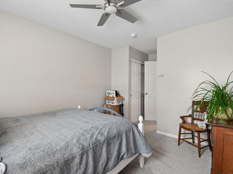 709 Kildow Court, Ashville, OH 43103 Photo 14