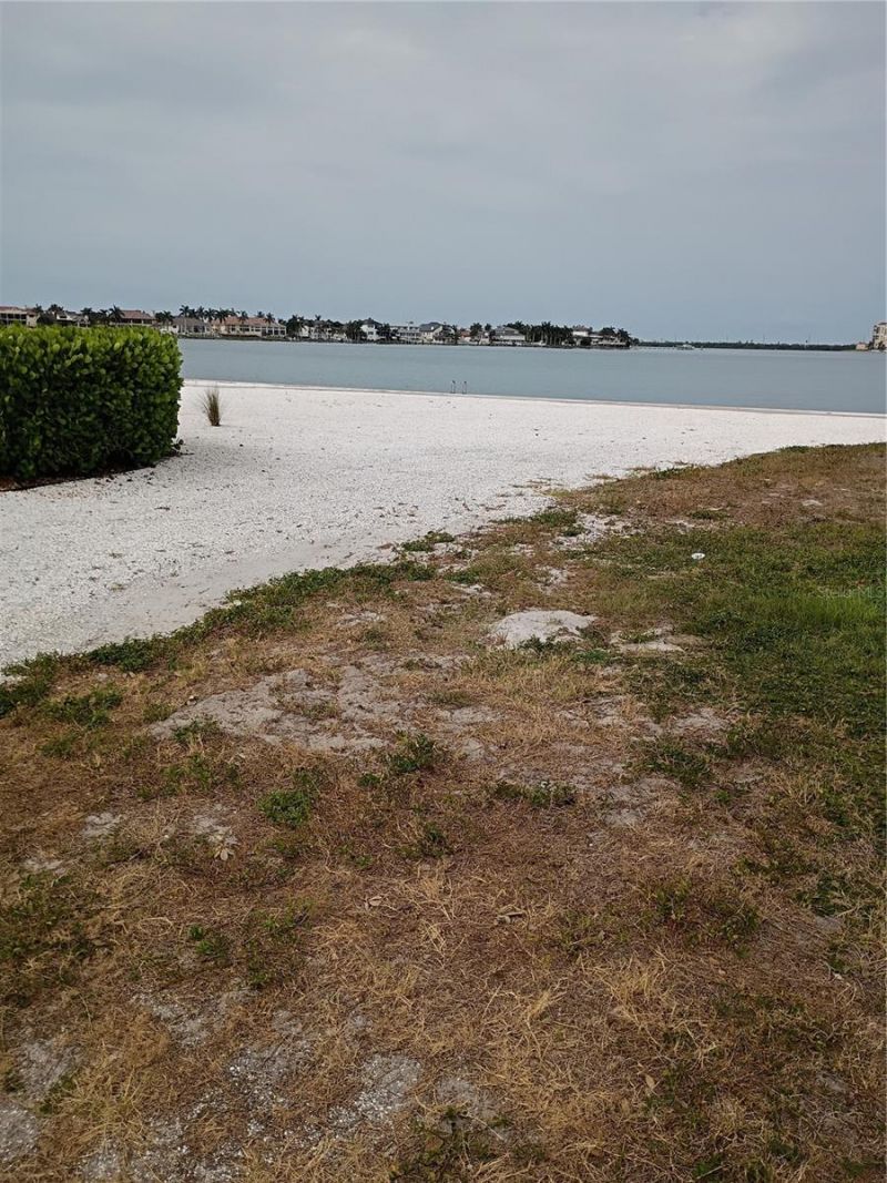 4900 S Brittany Drive S, Unit 414, Saint Petersburg, FL 33715 Photo