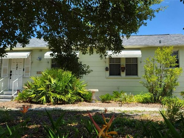 919 W WOODLAWN AVENUE , TAMPA, FL 33603