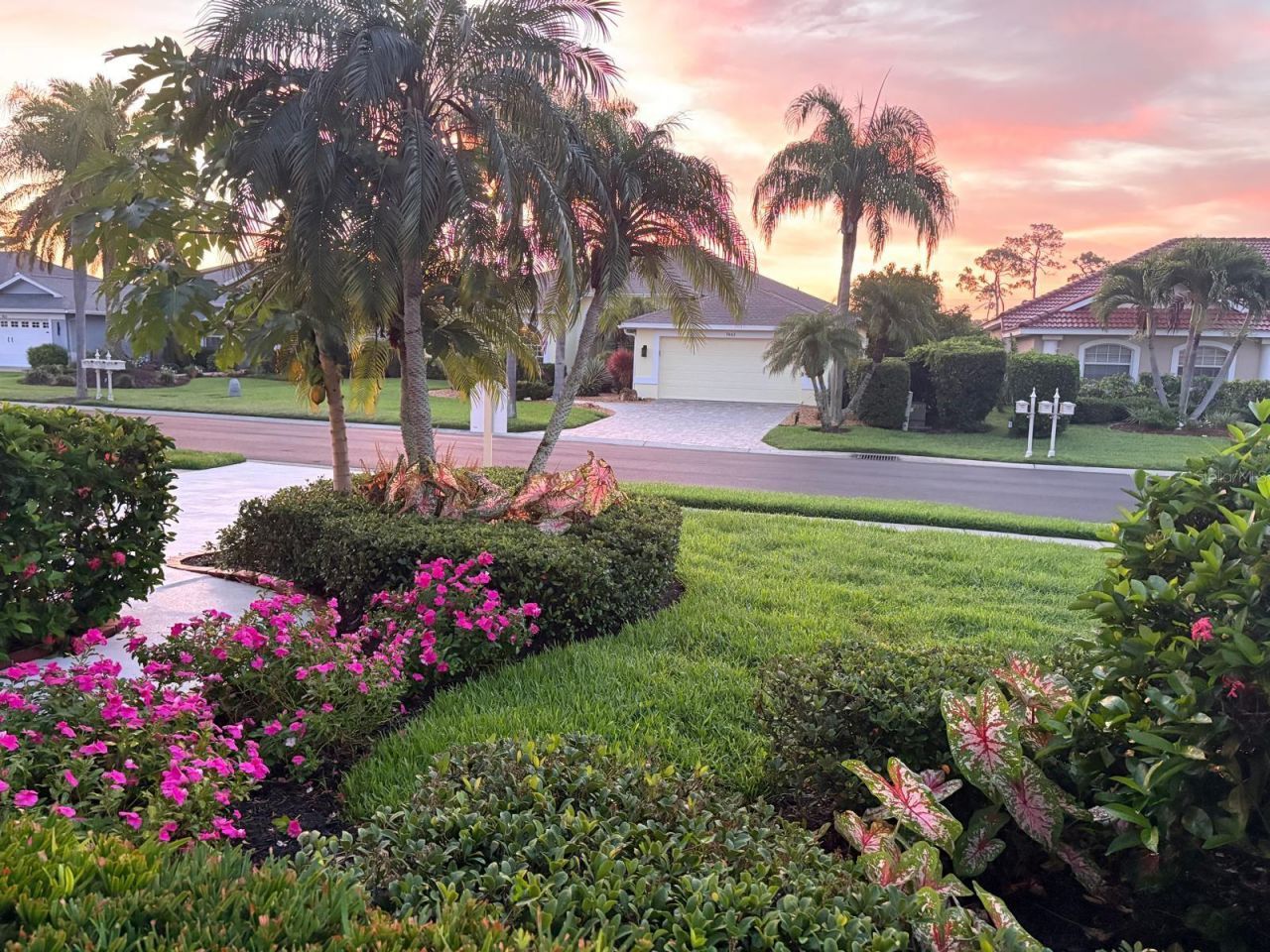 7462 Featherstone Boulevard, Sarasota, FL 34238 Photo