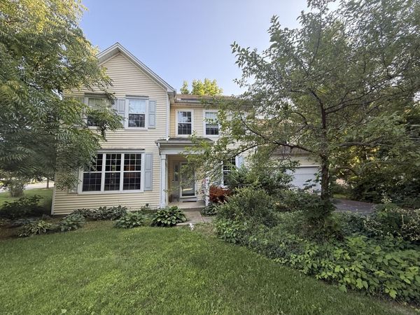 3252 Victoria Lane, Waukegan, IL 60087