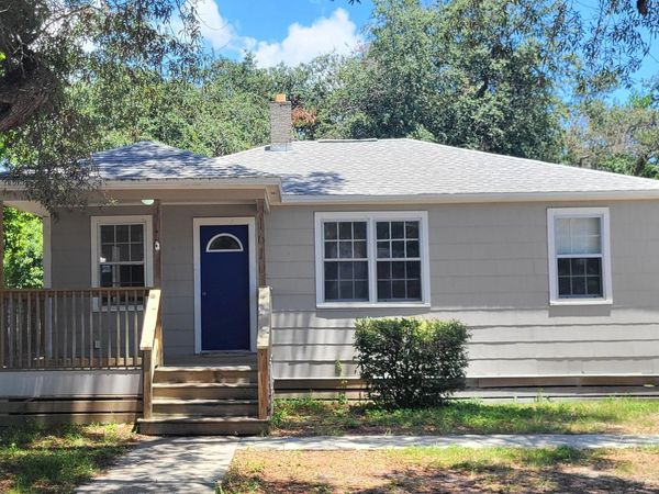 1610 Lake Avenue, Panama City, FL 32401