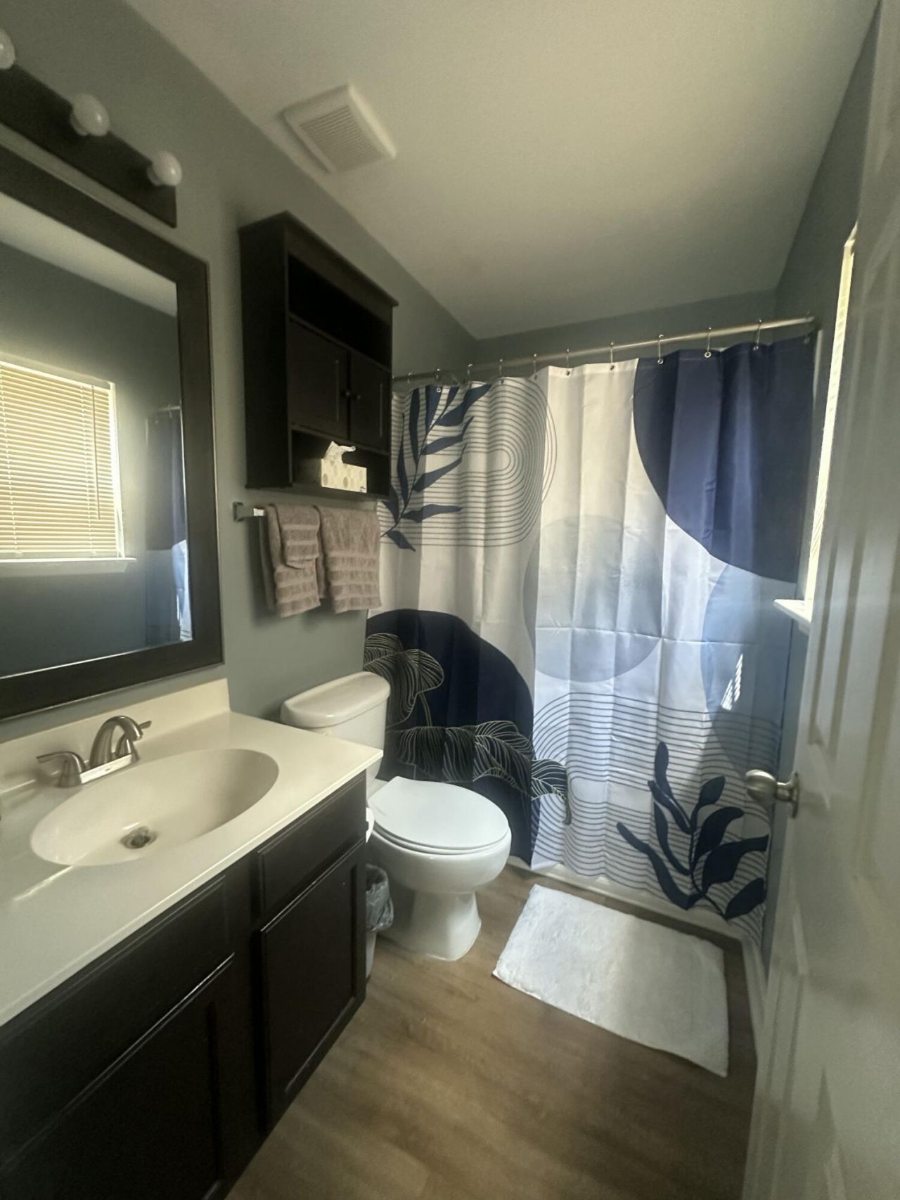 244 Avonshire Drive Photo 15