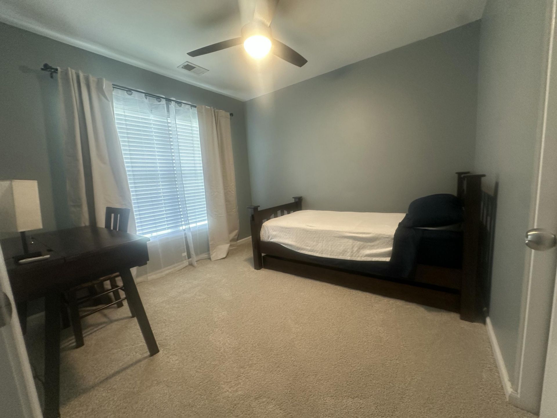 244 Avonshire Drive Photo 16