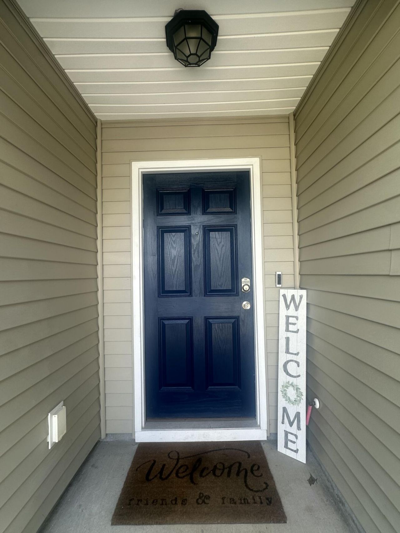 244 Avonshire Drive Photo 2