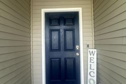 244 Avonshire Drive photo 4