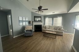 244 Avonshire Drive photo 4