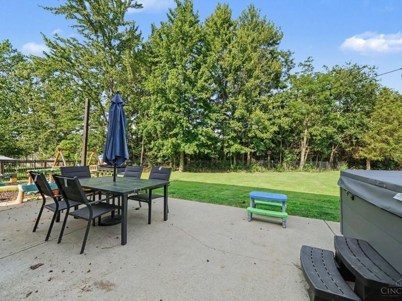 5813 Hall Court, Goshen Twp, OH 45140 Photo 24