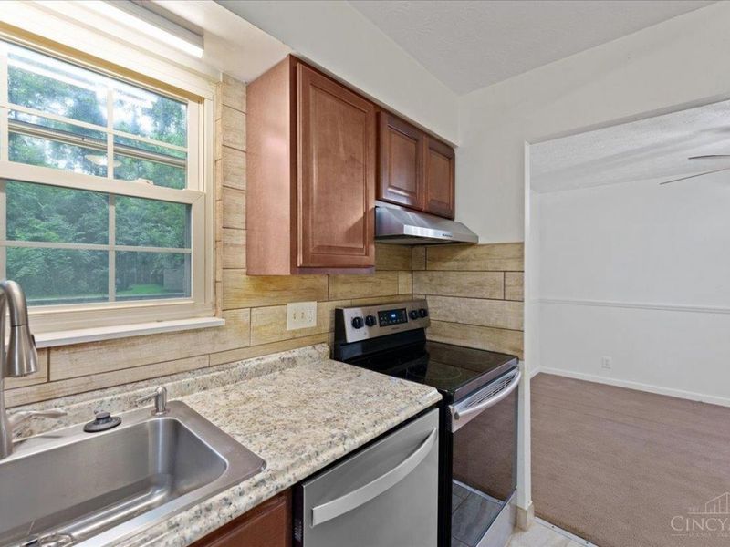 3878 Witham Woods Drive, Union Twp, OH 45245 Photo 8