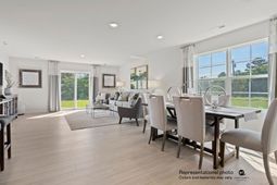 642 Richmond Road photo 4