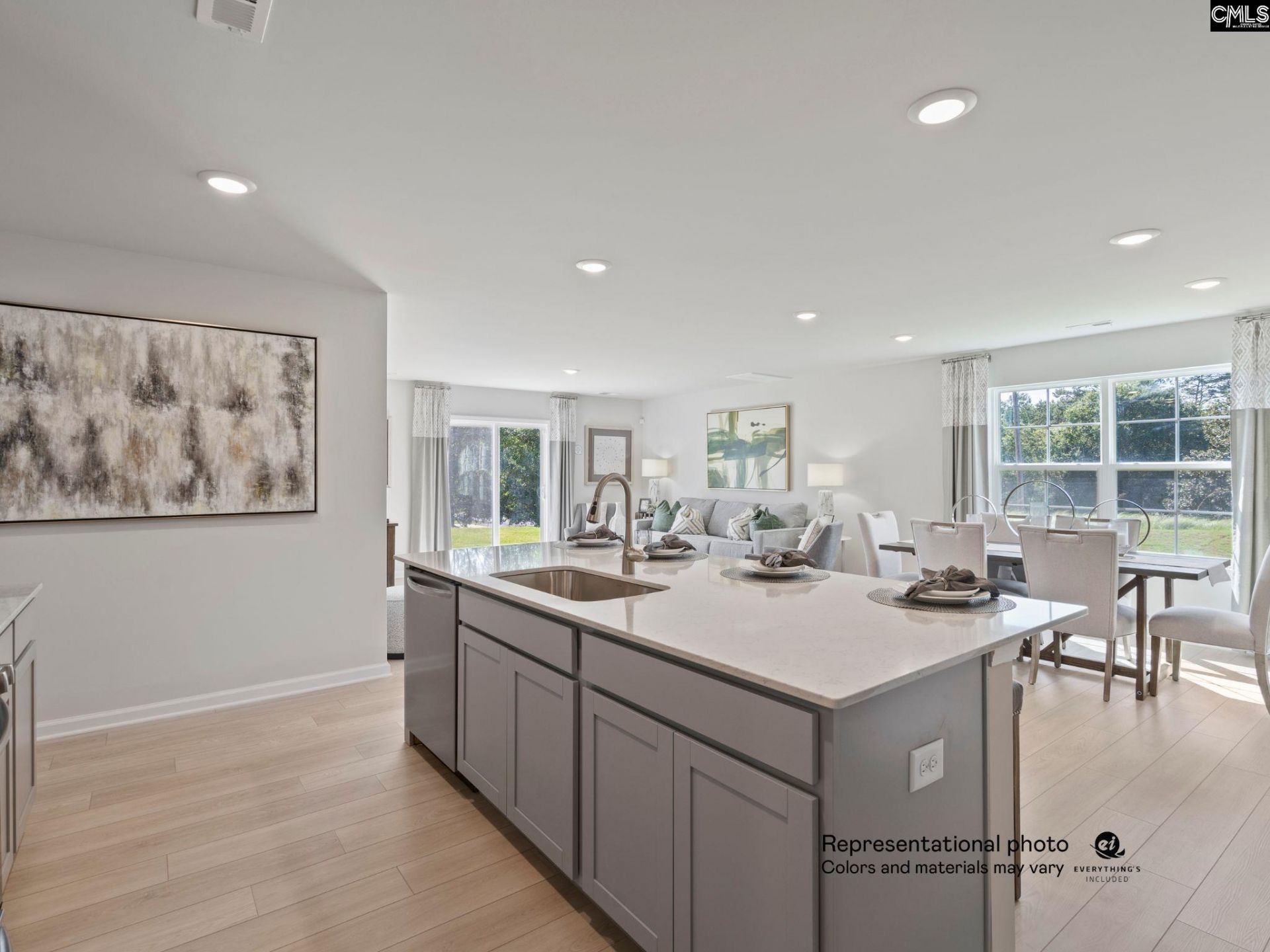 642 Richmond Road Photo 8