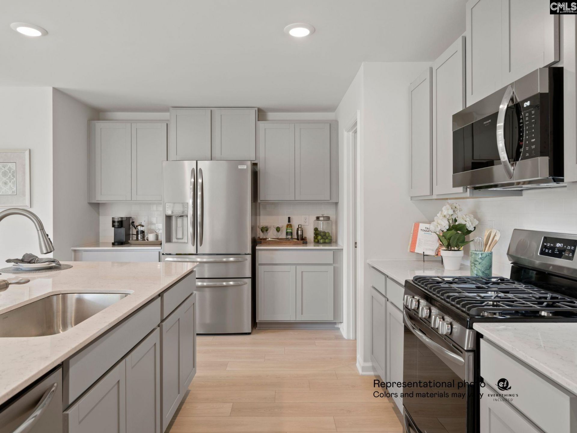 642 Richmond Road Photo 9