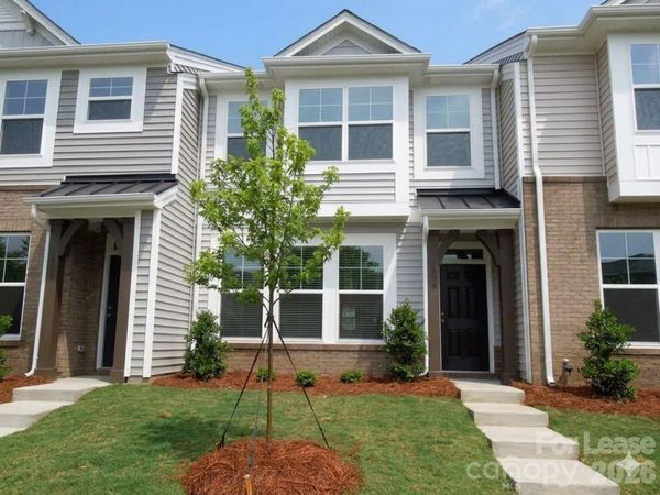 180 W Waterlynn Road , Mooresville, NC 28117