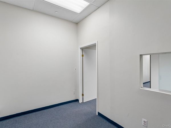 780 New York Avenue , Unit Office 2, Huntington, NY 11743