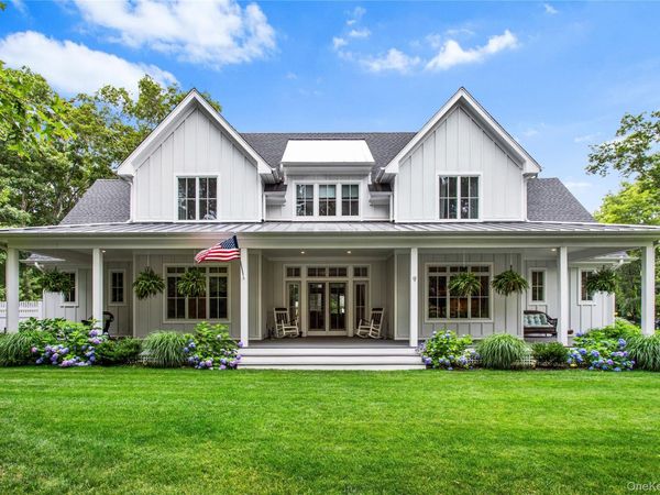 9 Deerland Drive , East Quogue, NY 11942