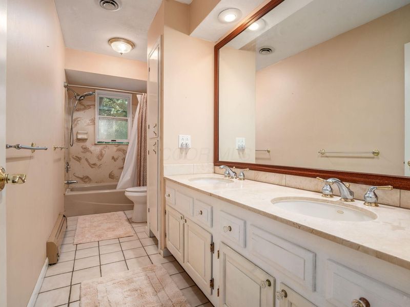 7373 Harlem Road, Westerville, OH 43081 Photo 11