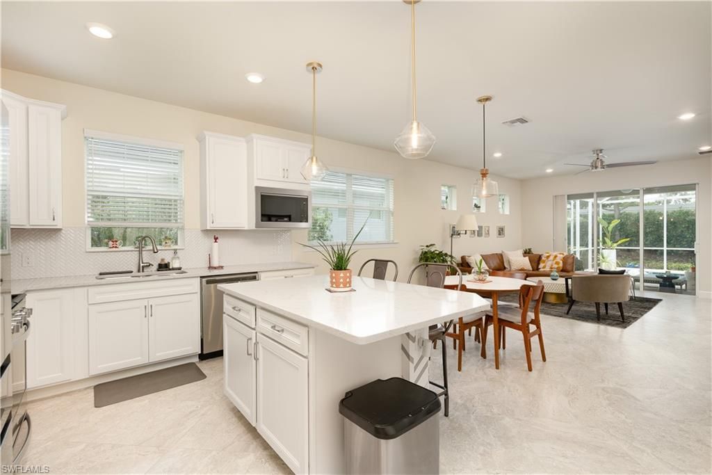 10779 Manatee Key Ln, Estero, FL 33928 Photo