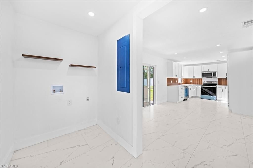 5551 Sunrise Dr , Fort Myers, FL 33919 Photo