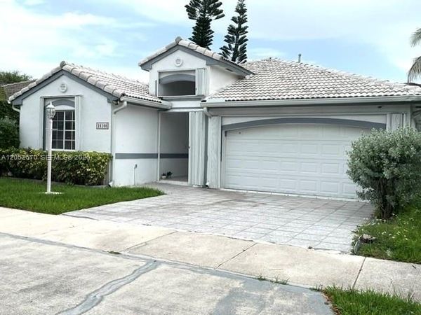 16166 SW 86th Ter , Miami, FL 33193