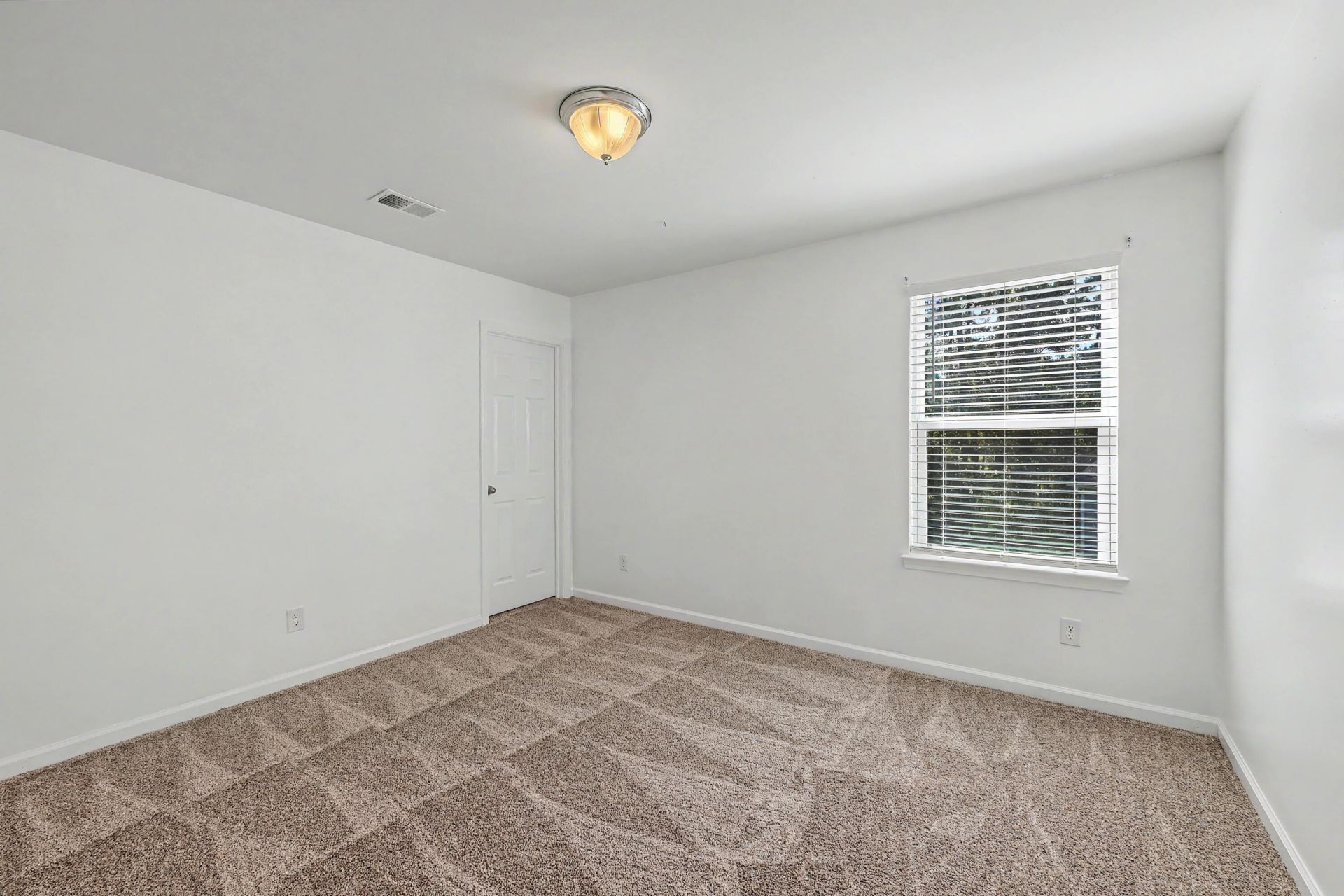 1519 Migration Point Photo 36