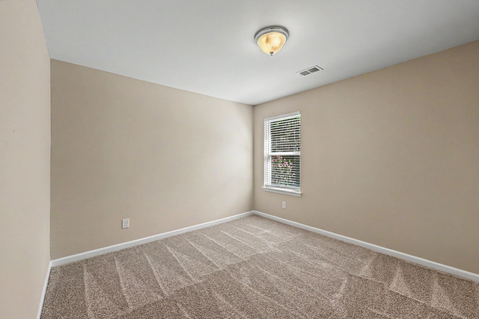 1519 Migration Point Photo 38