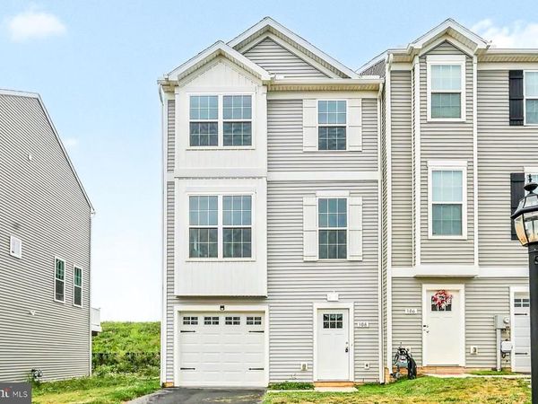 308 AVON DRIVE, RED LION, PA 17356
