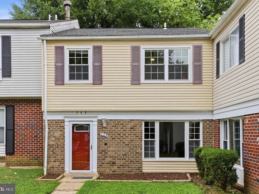 542 Peacock Drive, Landover, MD 20785 Main Photo