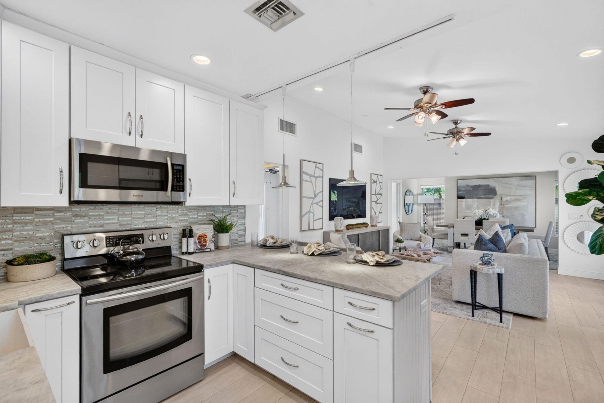 1318 SE 12th Way, Fort Lauderdale, FL 33316 Photo