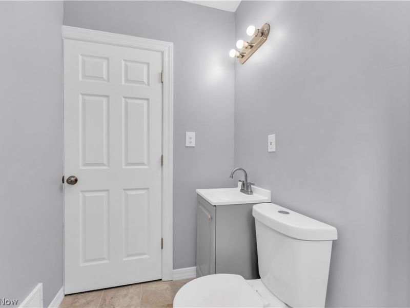 3852 E 140th Street, Cleveland, OH 44128 Photo 22