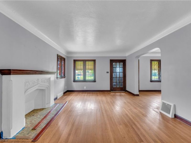 3852 E 140th Street, Cleveland, OH 44128 Photo 3