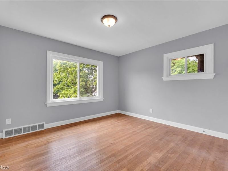 3852 E 140th Street, Cleveland, OH 44128 Photo 33