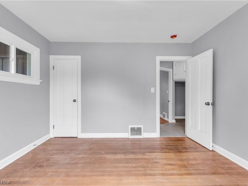 3852 E 140th Street, Cleveland, OH 44128 Photo 34