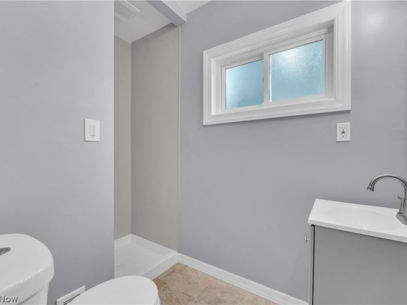 3852 E 140th Street, Cleveland, OH 44128 Photo 39