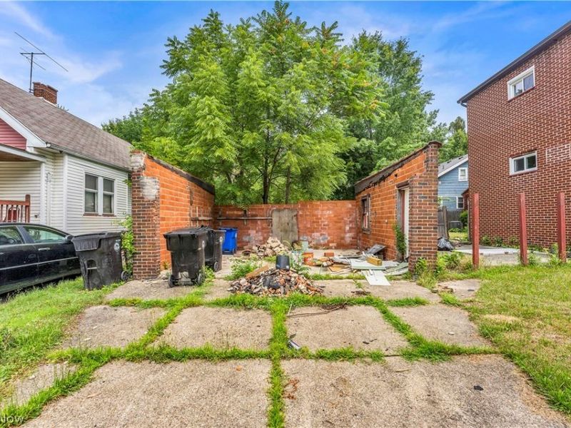 3852 E 140th Street, Cleveland, OH 44128 Photo 49
